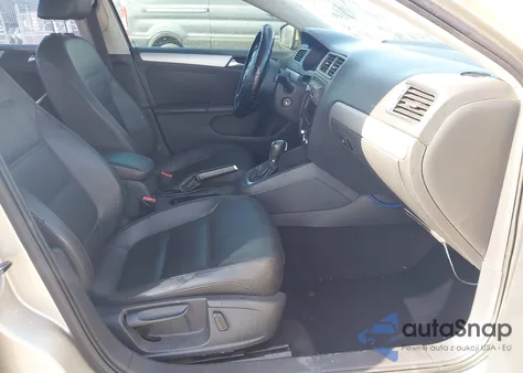 2013 Volkswagen Jetta 2.5L Se from USA, damaged, VIN 3VWDP7AJ9DM247515